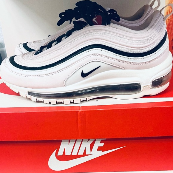 Pre-owned Nike Air Max 97
Light Soft Pink Black - Picture 4 of 7